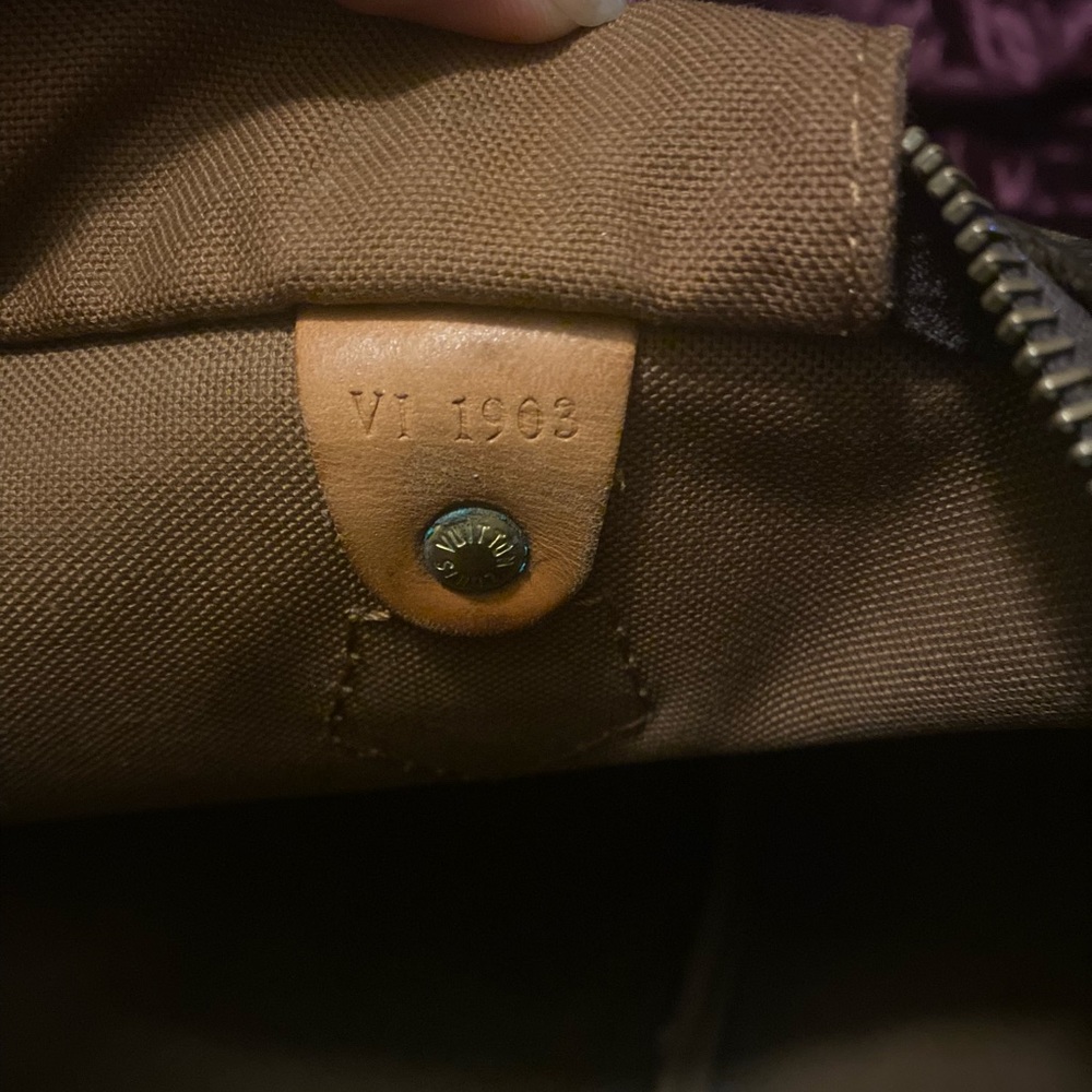 100% Authentic Louis Vuitton Speedy 30 - Picture 6 of 14